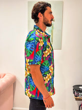 TROPICAL PLUMERIA BUTTON UP COLLARED SHIRT